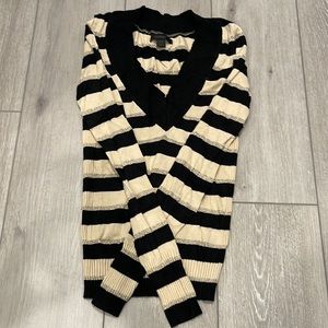 EXPRESS v-neck black, cream, and sparkling gold stripes